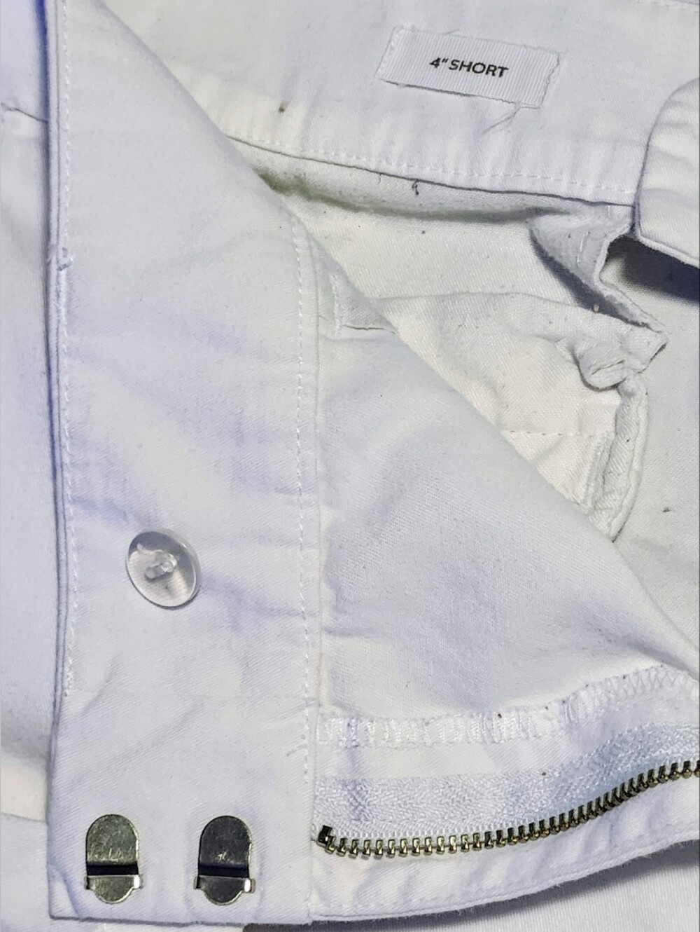 LOFT 4" Short shorts Size 14 white casual, lightweight, breathable, classic fit image 3